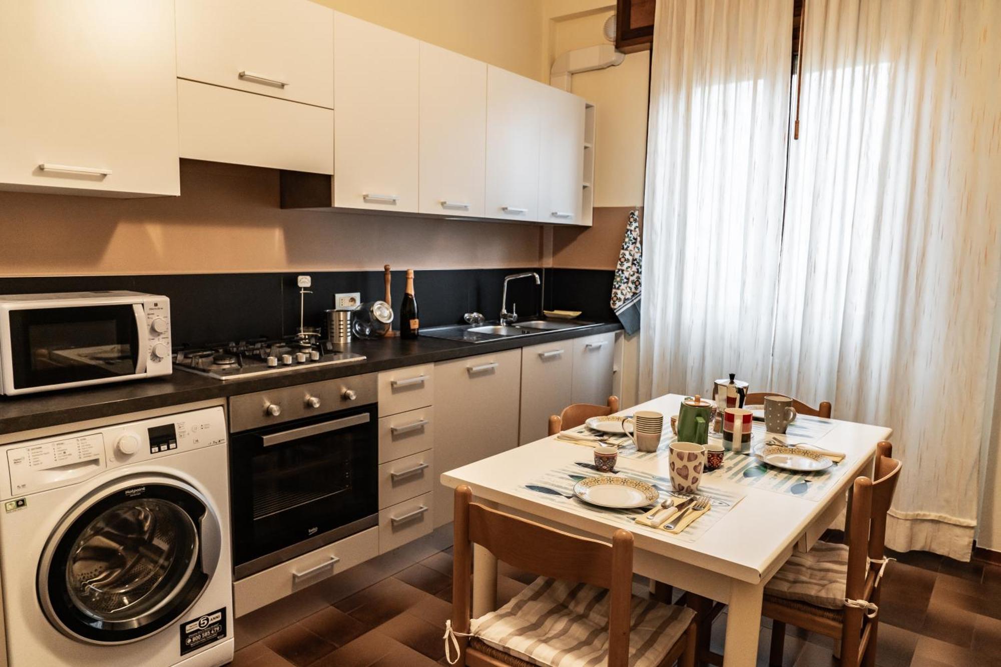 La Casa Di Carlotta Privat Parking Free 5 Min Dal Mare Appartamento